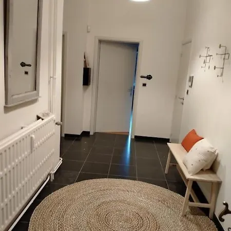 'nulle Part Ailleurs' Apartment Dinant